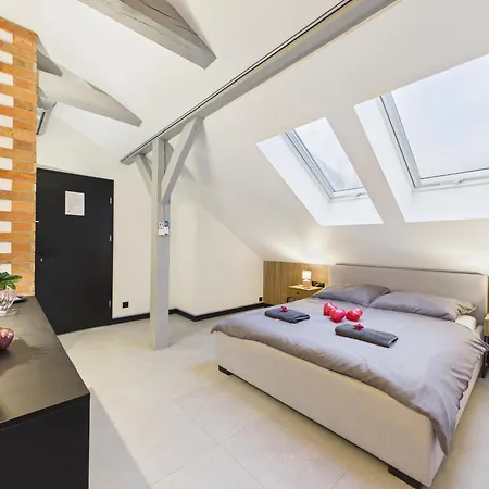 Romantic Loveaparts * 马尔基