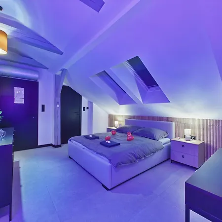 Romantic Loveaparts *