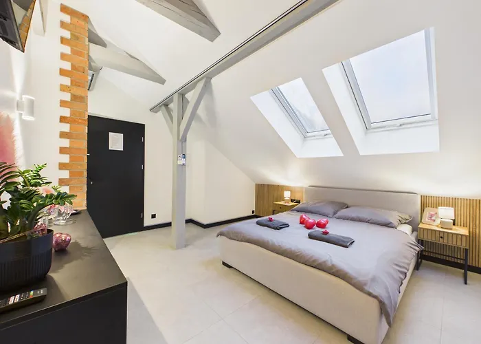 Romantic Loveaparts * 马尔基