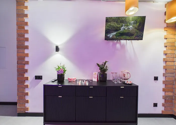 Romantic Loveaparts 马尔基